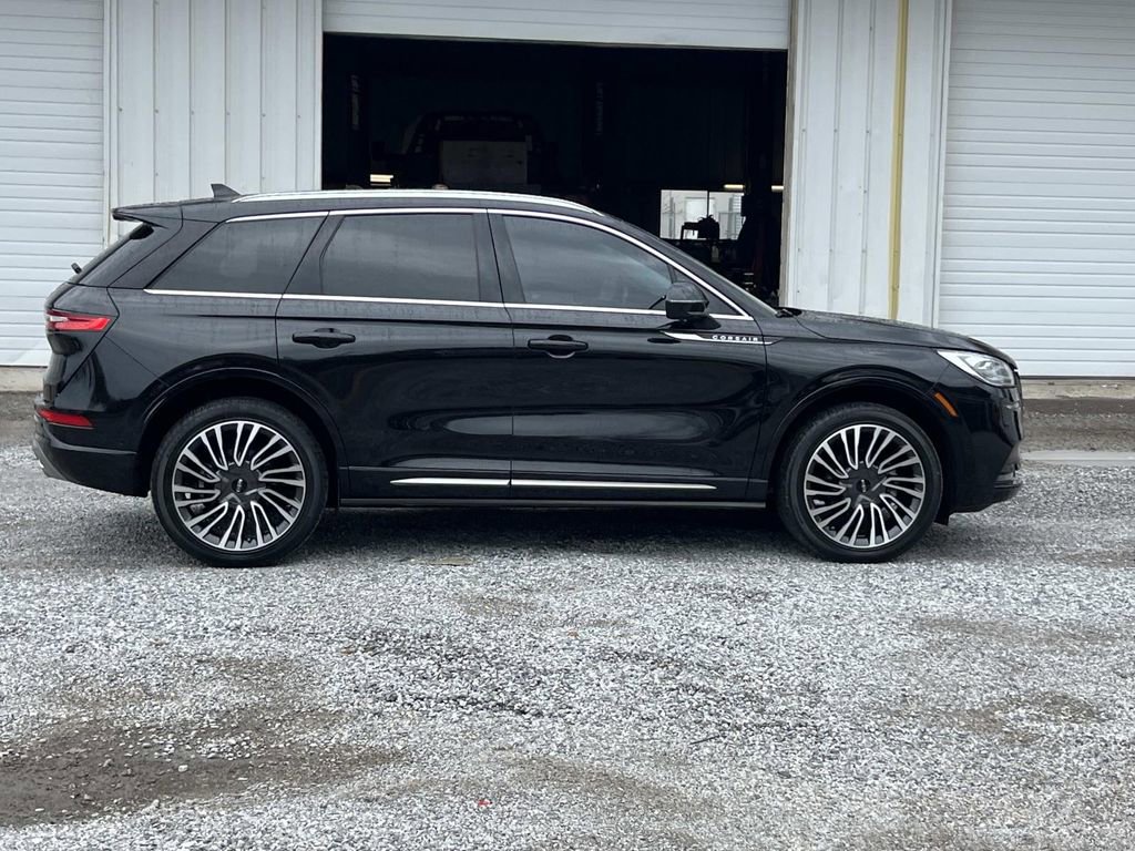 Used 2022 Lincoln Corsair Reserve w/ Equipment Group 201A image 6