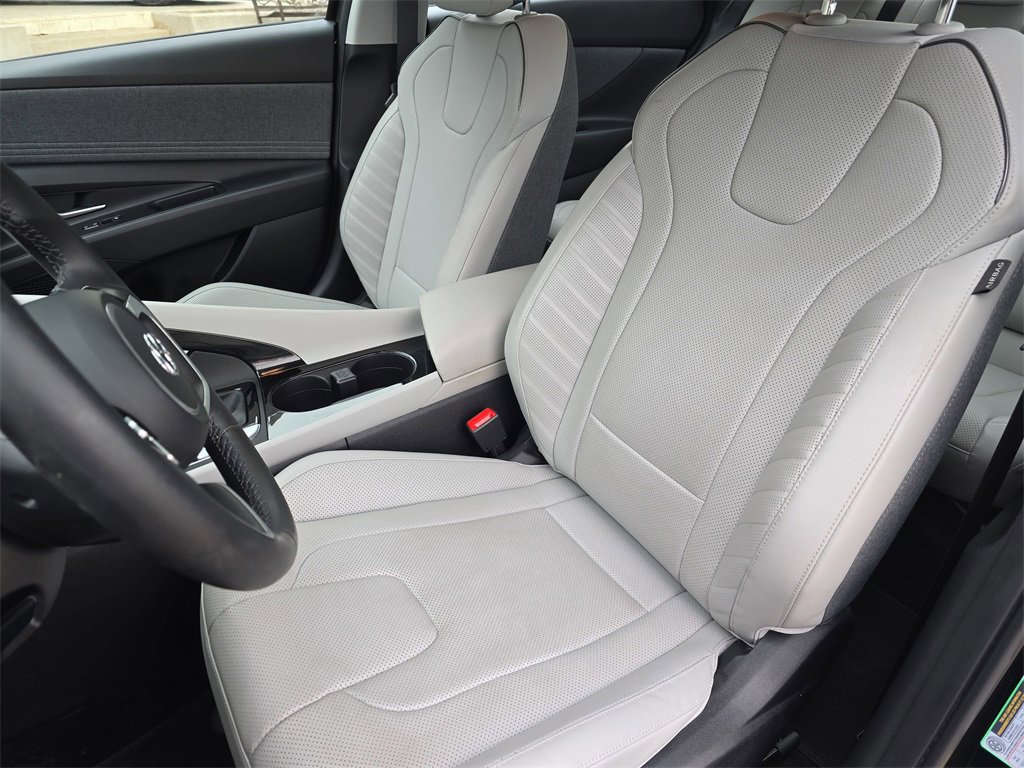 Certified 2022 Hyundai Elantra Limited image 14