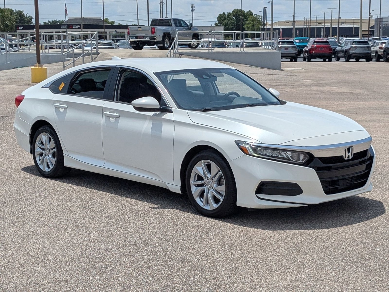 Used 2019 Honda Accord LX image 3