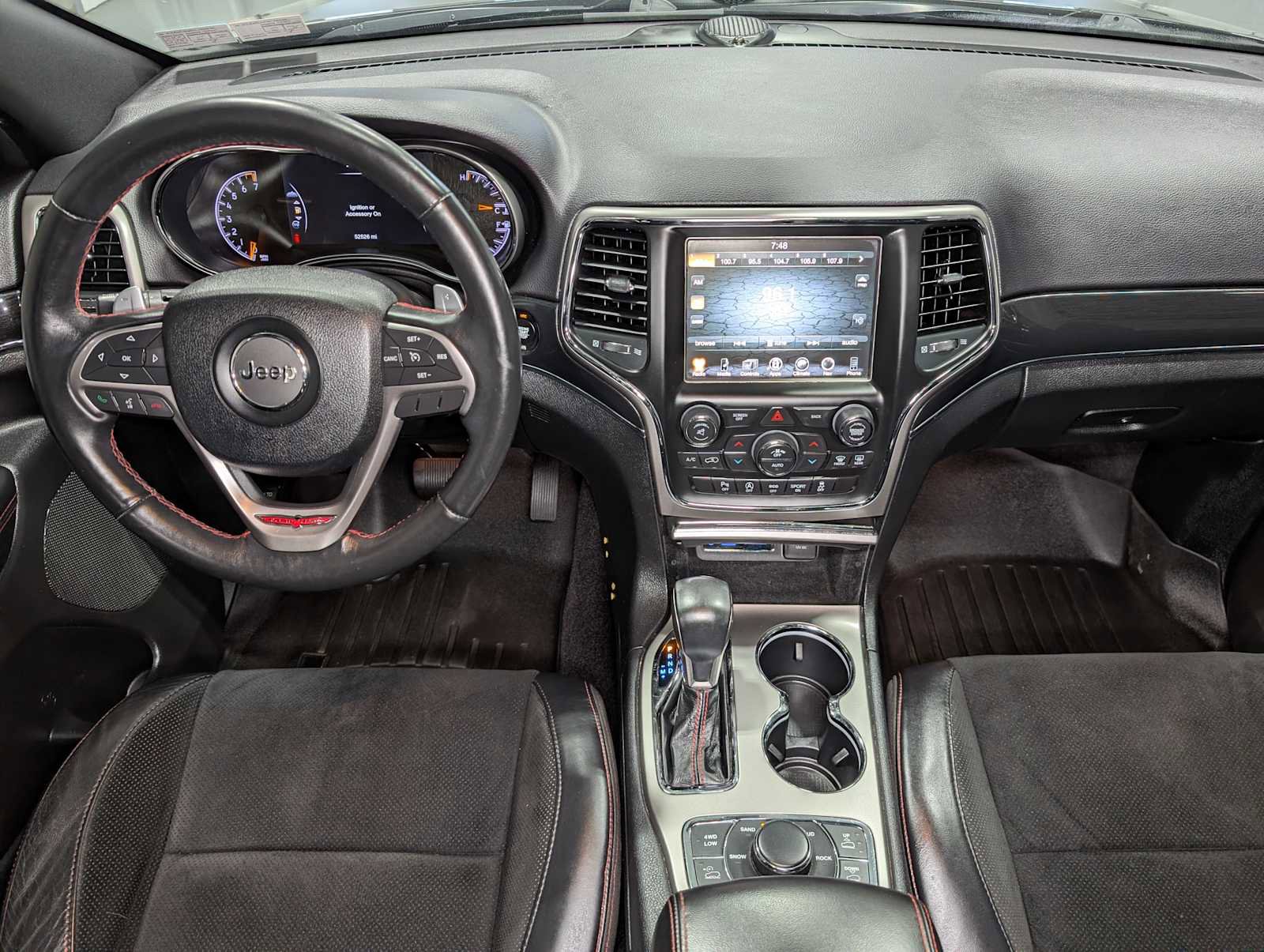 Used 2017 Jeep Grand Cherokee Trailhawk AWD/4WD image 18