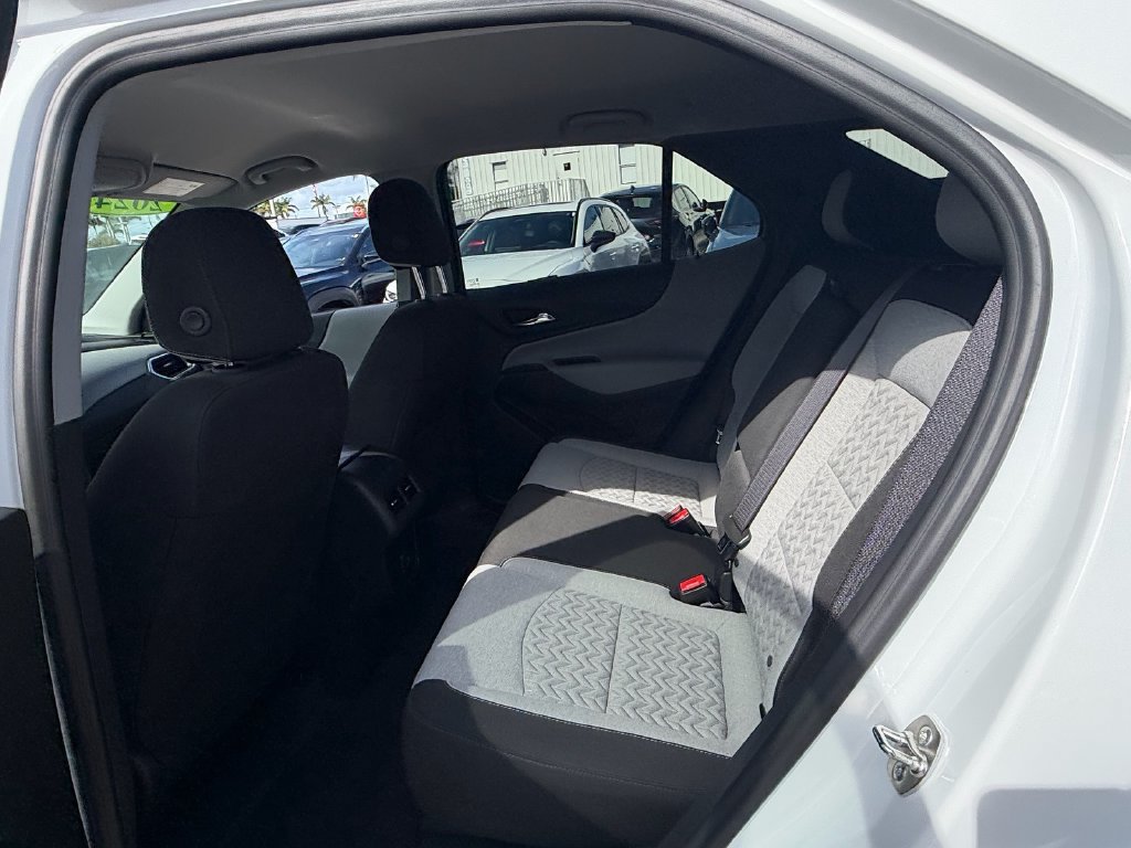 Used 2024 Chevrolet Equinox LS w/ LS Convenience Package FWD image 12