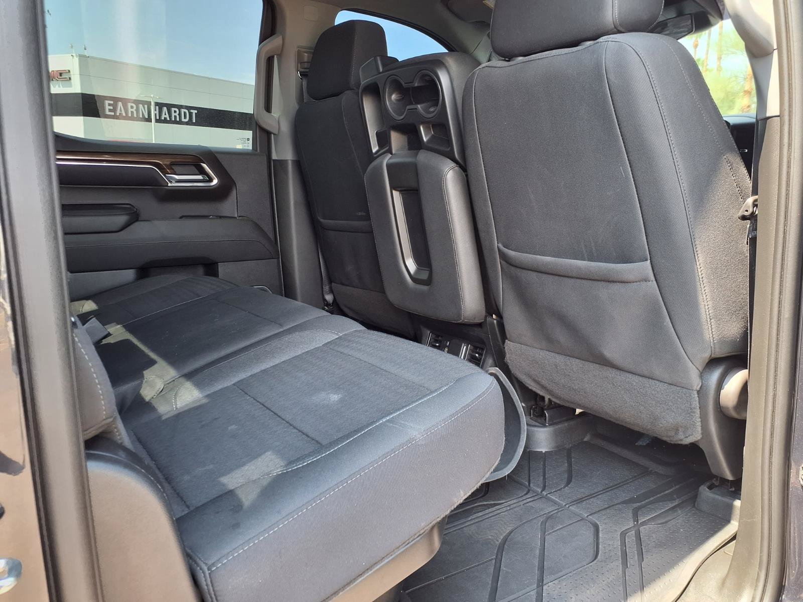 Used 2023 Chevrolet Silverado 1500 LT AWD/4WD image 14