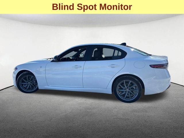 Used 2024 Alfa Romeo Giulia Ti image 6