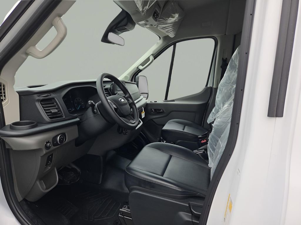 Used 2024 Ford Transit 350 XL image 9