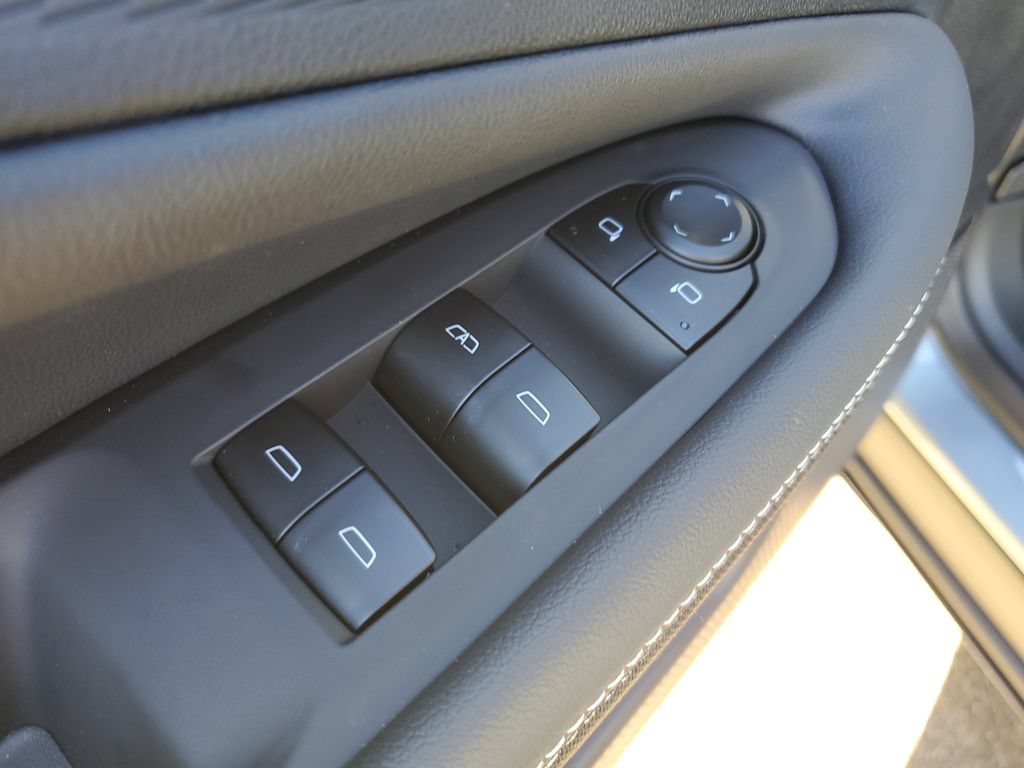 Used 2026 Chevrolet Blazer EV LT w/ Midnight/Sport Edition FWD image 19