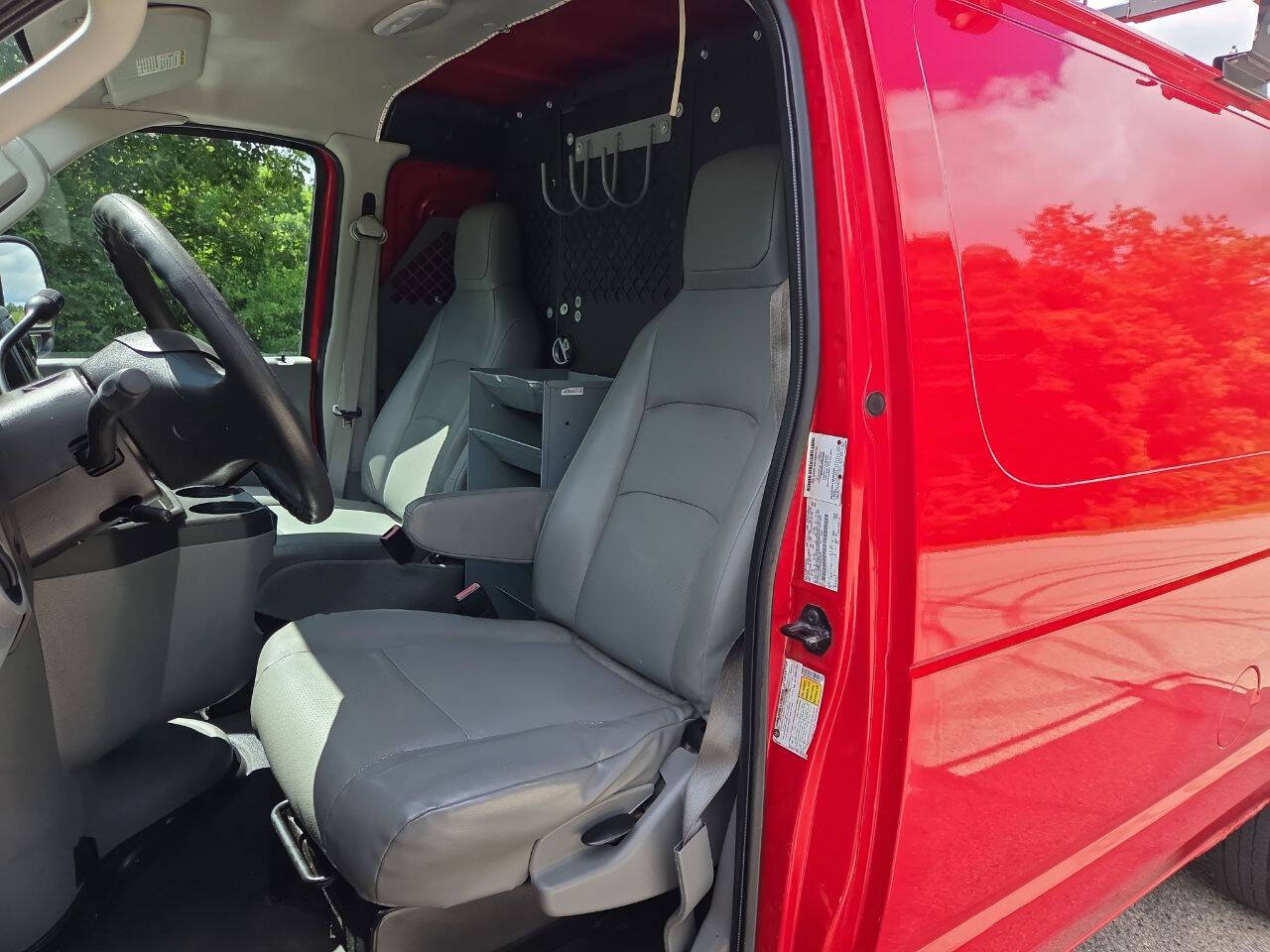 Used 2012 Ford E-250 and Econoline 250 w/ Commercial Cargo Van Pkg RWD image 12