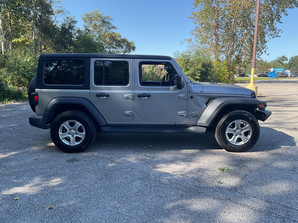 Used 2018 Jeep Wrangler Unlimited Sport S AWD/4WD image 4