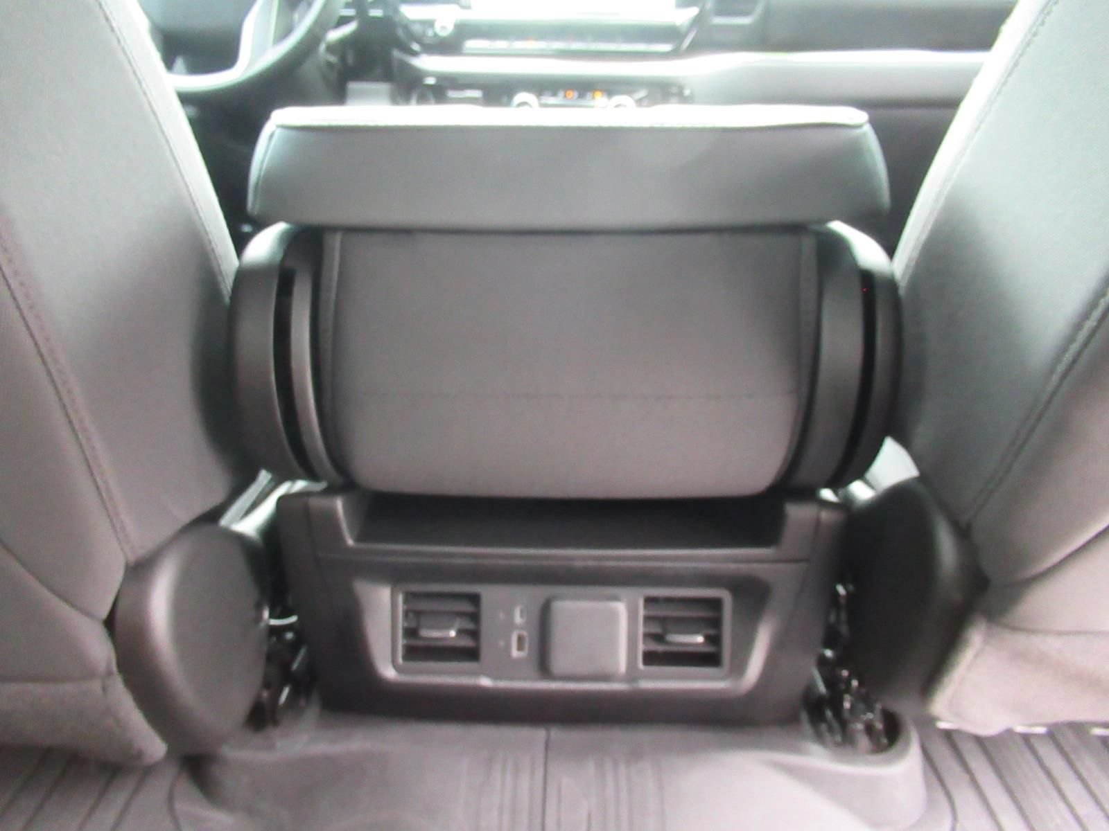 Used 2024 GMC Sierra 1500 Elevation w/ LPO, Elevation Black Package AWD/4WD image 32