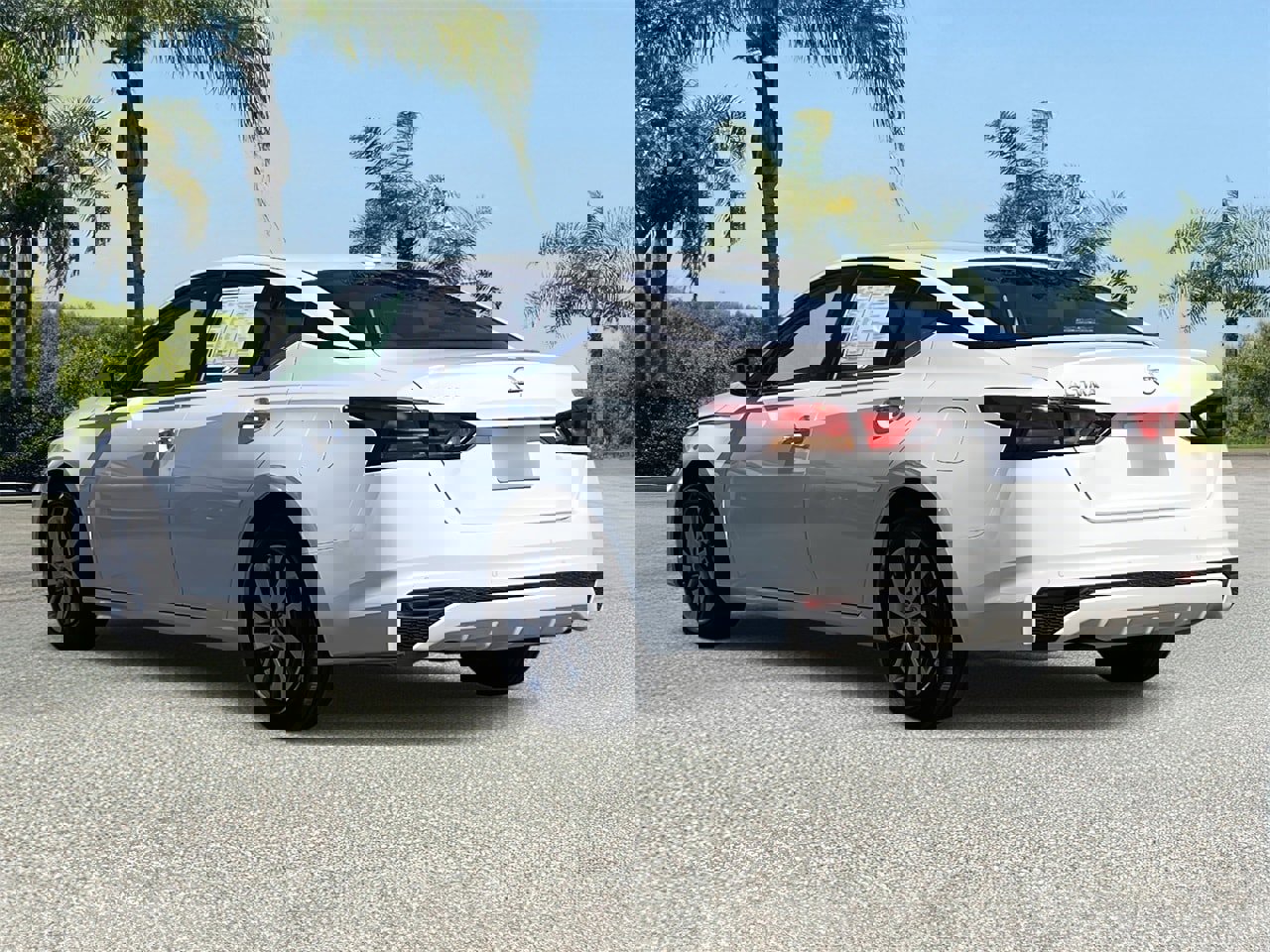 Certified 2025 Nissan Altima 2.5 S image 2