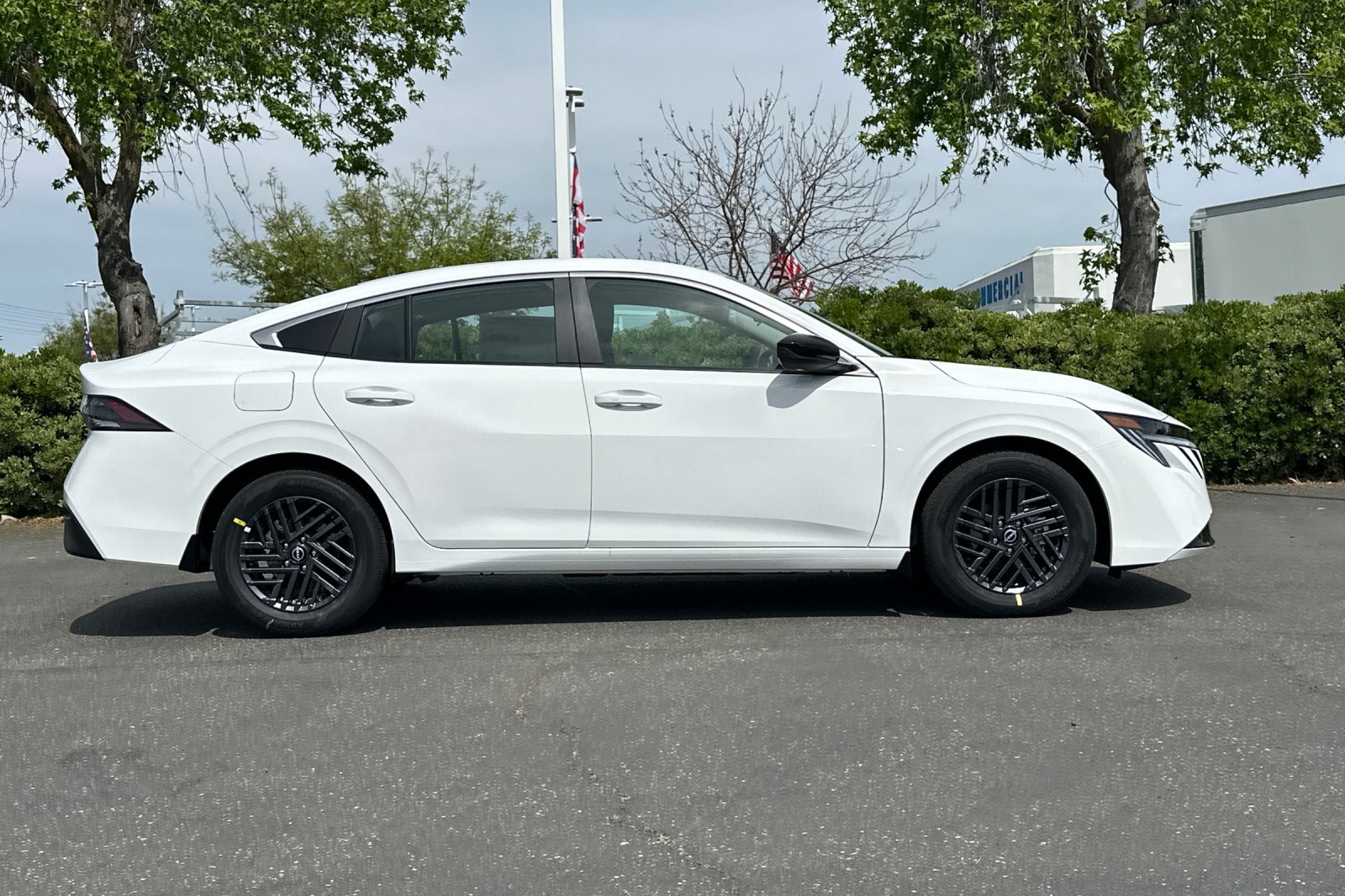 New 2026 Nissan Sentra SV w/ Floor Mat Package FWD image 3