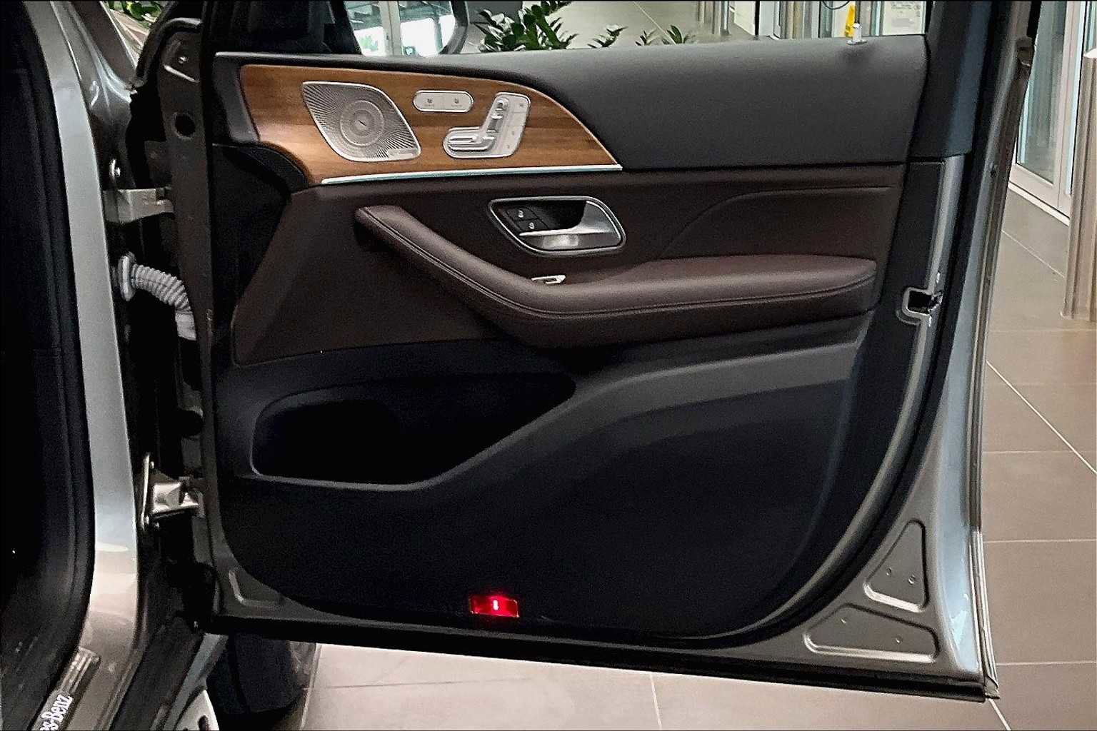 Used 2023 Mercedes-Benz GLE 350 image 21