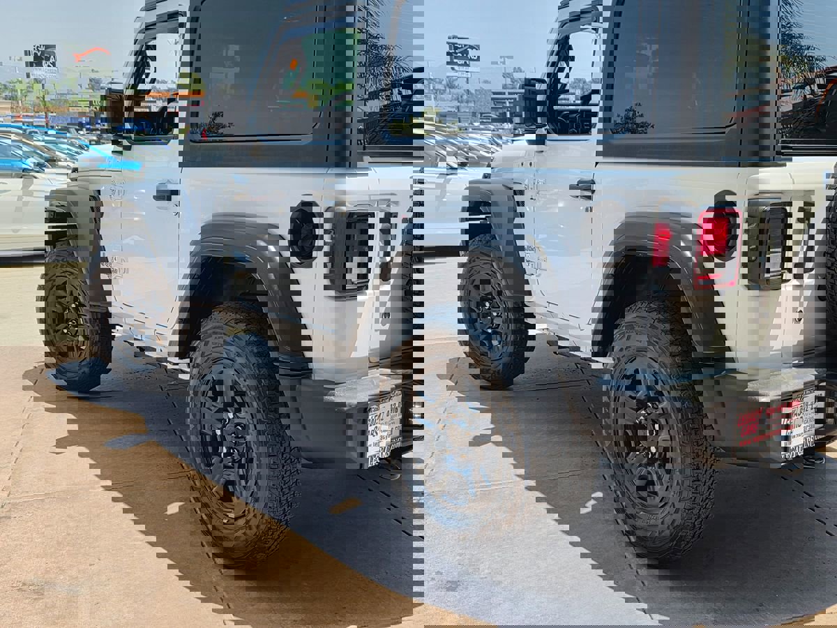 Used 2020 Jeep Wrangler Sport image 11