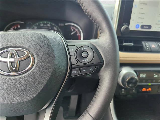 Used 2025 Toyota RAV4 XLE Premium w/ Weather Package FWD image 16