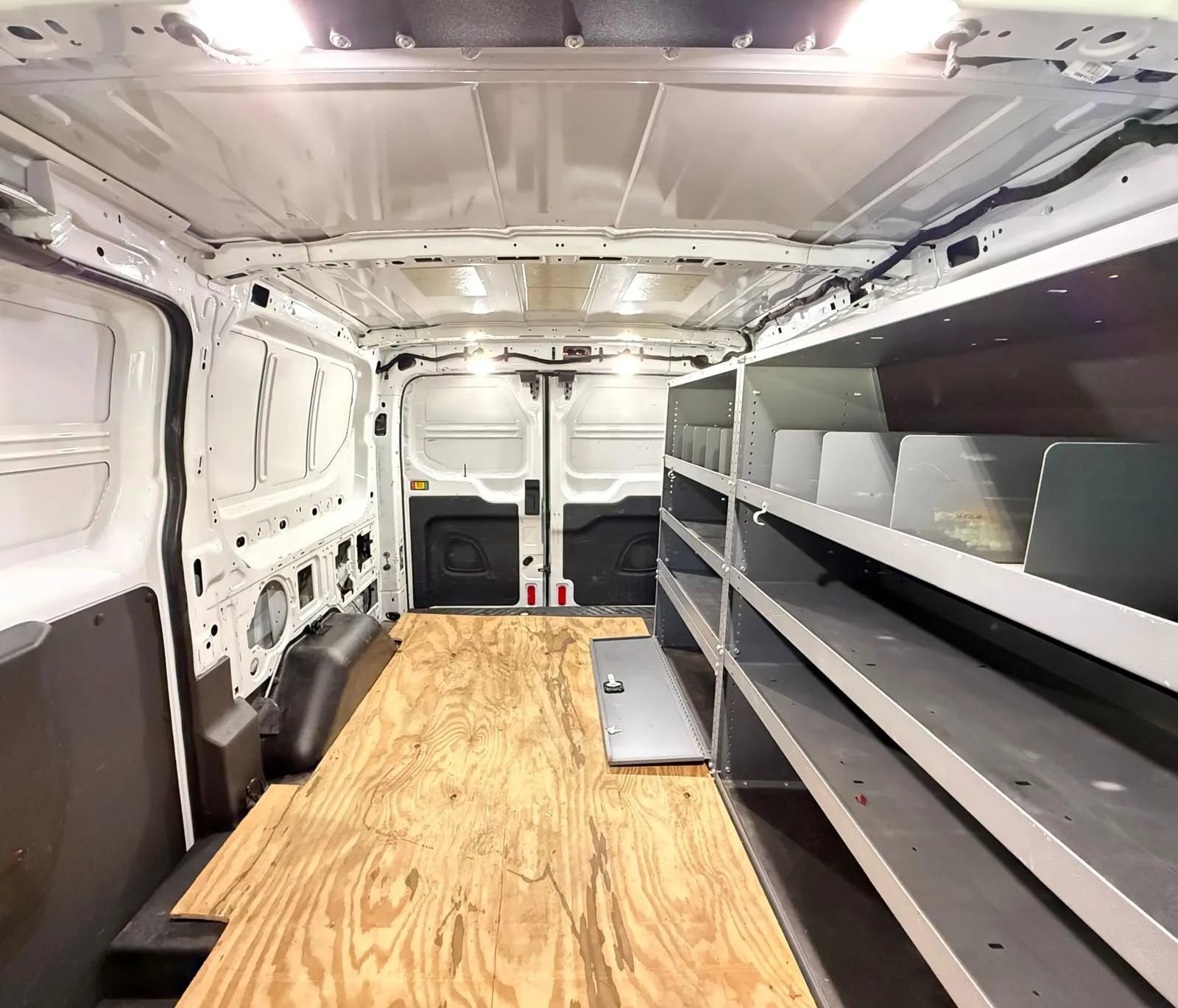 Used 2018 Ford Transit 150 130 Low Roof image 4