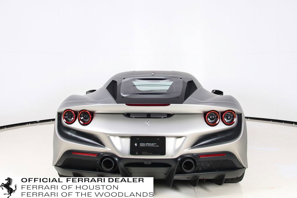 Used 2022 Ferrari F8 Tributo image 10