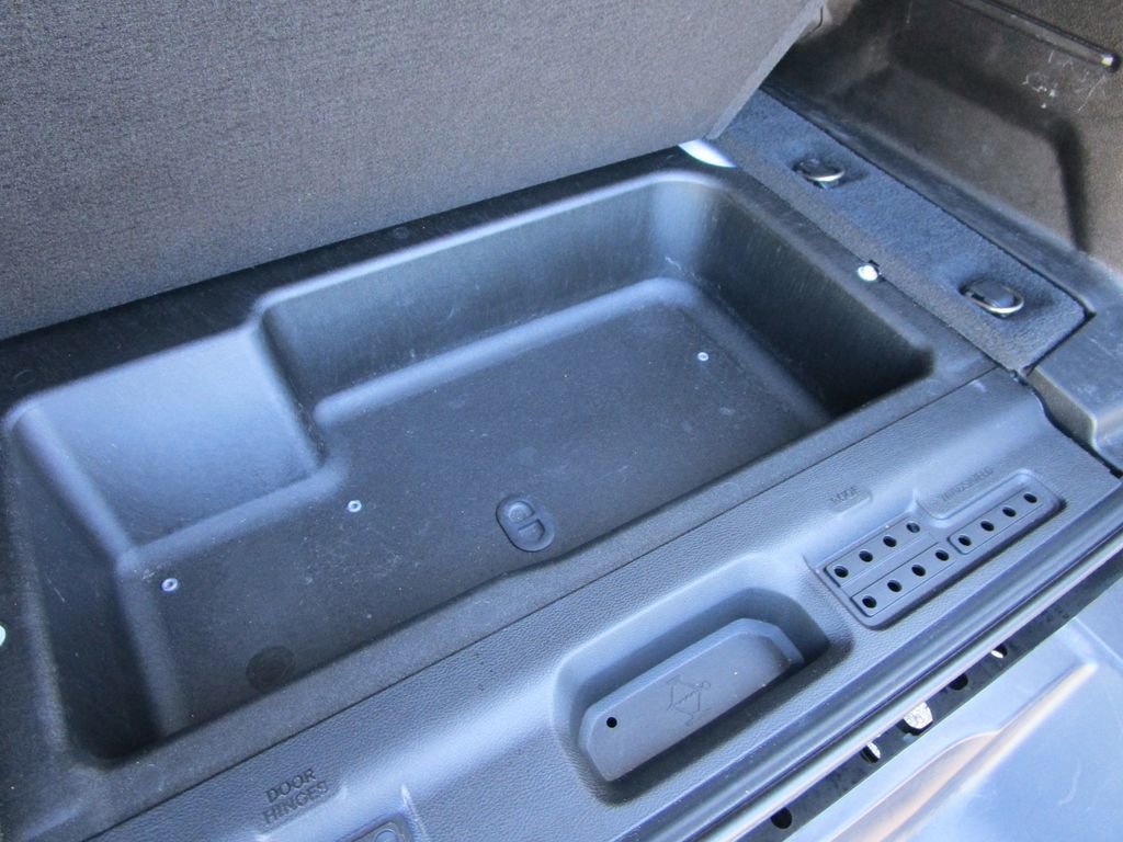 Used 2022 Jeep Wrangler Unlimited Rubicon w/ LED Lighting Group image 15