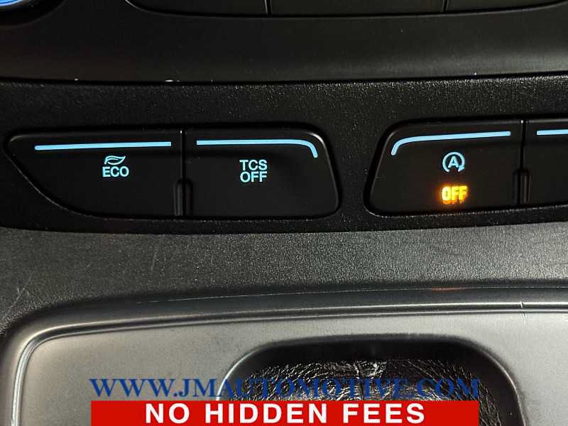 Used 2019 Ford Transit Connect XL FWD image 30