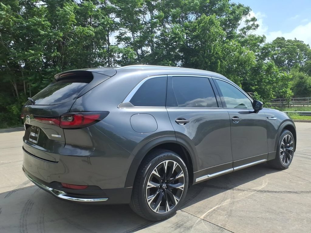 Used 2024 MAZDA CX-90 Plug-In Hybrid w/ Premium Plus AWD/4WD image 3