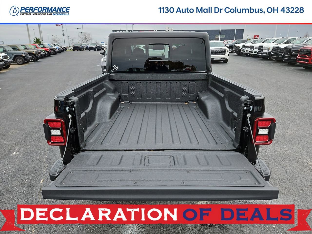 New 2026 Jeep Gladiator Sport AWD/4WD image 7