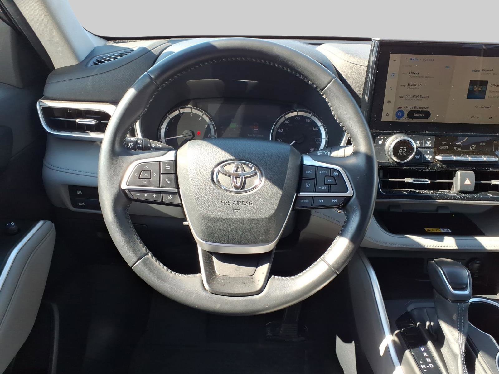 Used 2023 Toyota Highlander XLE w/ Protection Package #3 (TMS) image 11