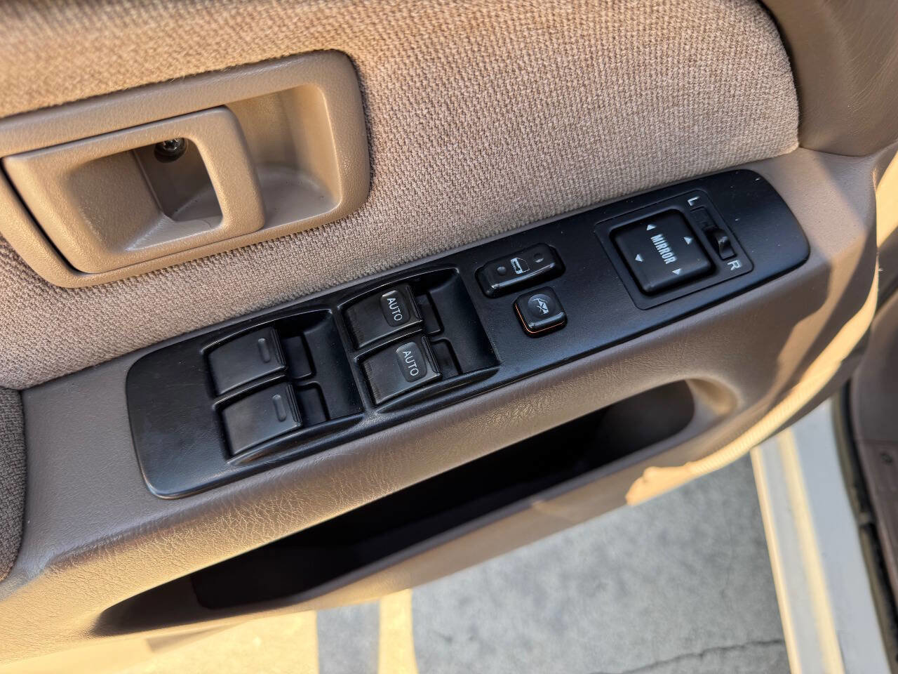 Used 2000 Toyota 4Runner Base 4dr SUV image 14