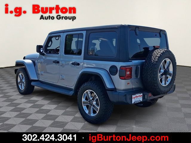 Used 2018 Jeep Wrangler Unlimited Sahara w/ Dual Top Group AWD/4WD image 4
