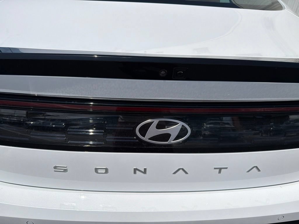 New 2026 Hyundai Sonata Limited FWD image 10