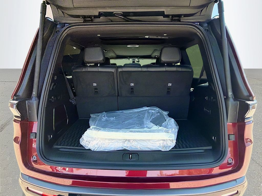 New 2026 Jeep Grand Wagoneer 4WD image 12