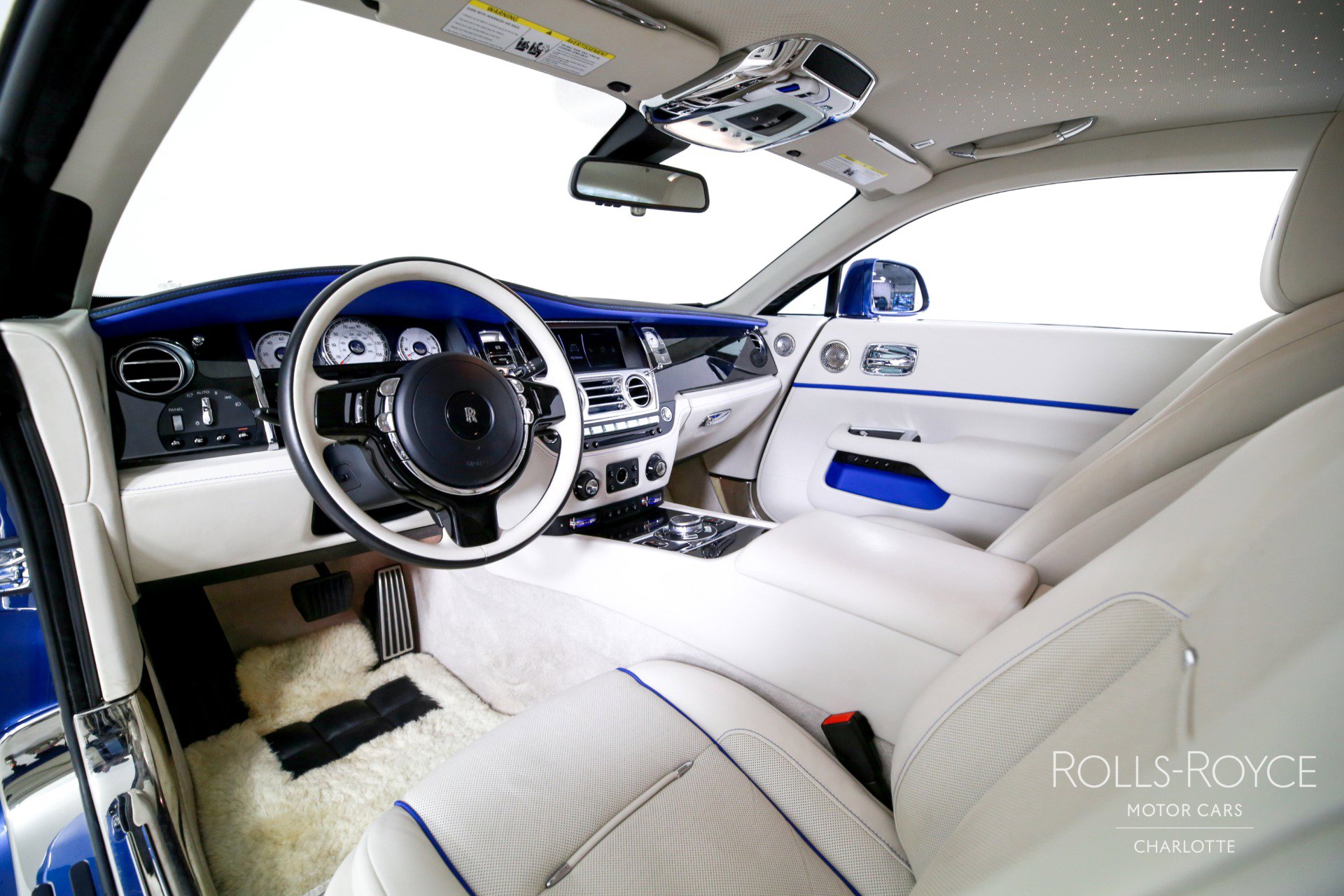 Used 2019 Rolls-Royce Wraith image 3