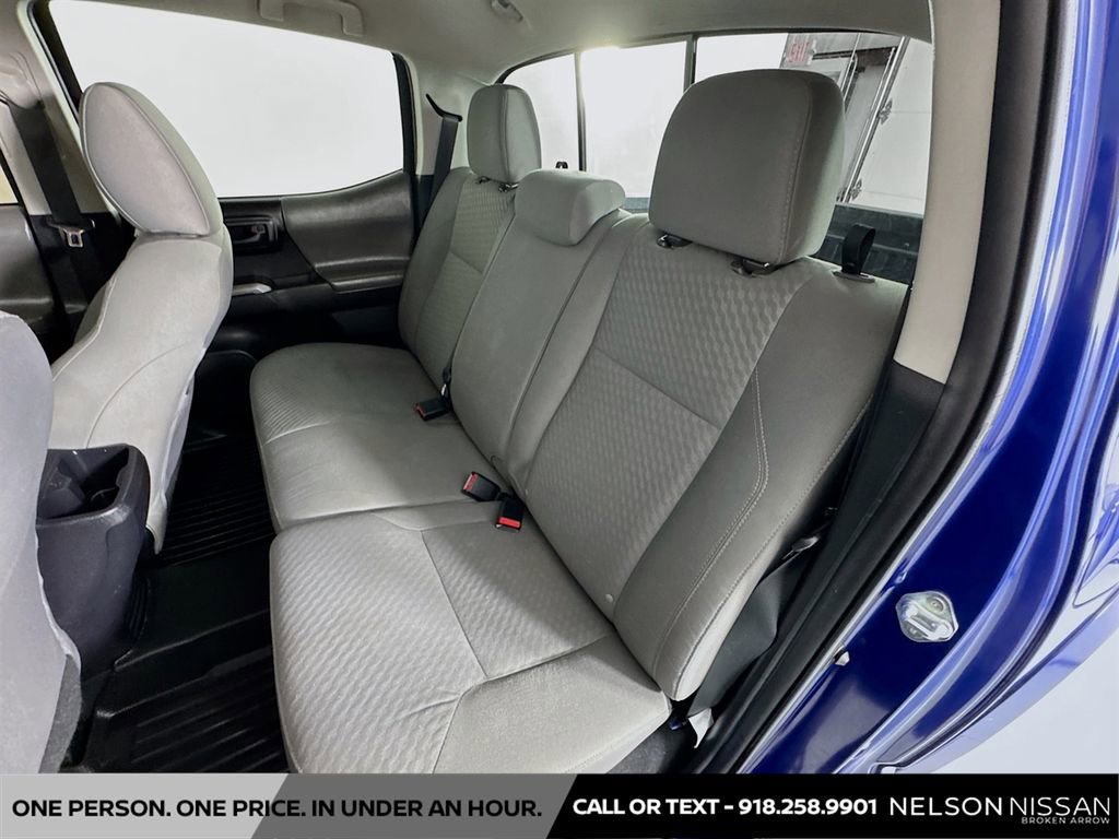 Used 2022 Toyota Tacoma SR5 RWD image 23