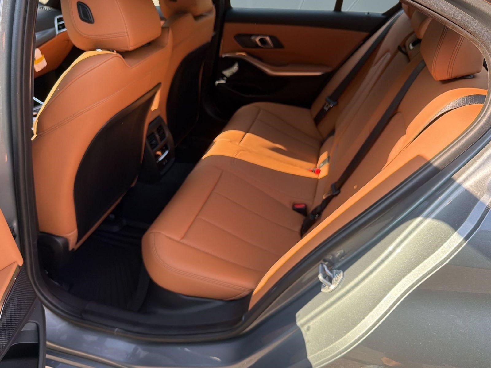 New 2026 BMW 330i xDrive Sedan w/ Convenience Package AWD/4WD image 19