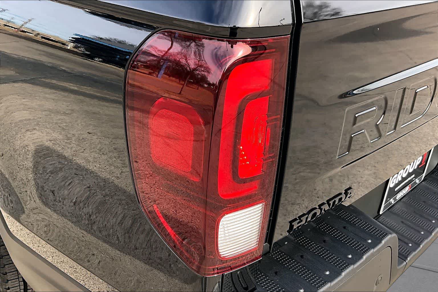 New 2026 Honda Ridgeline Black Edition image 14