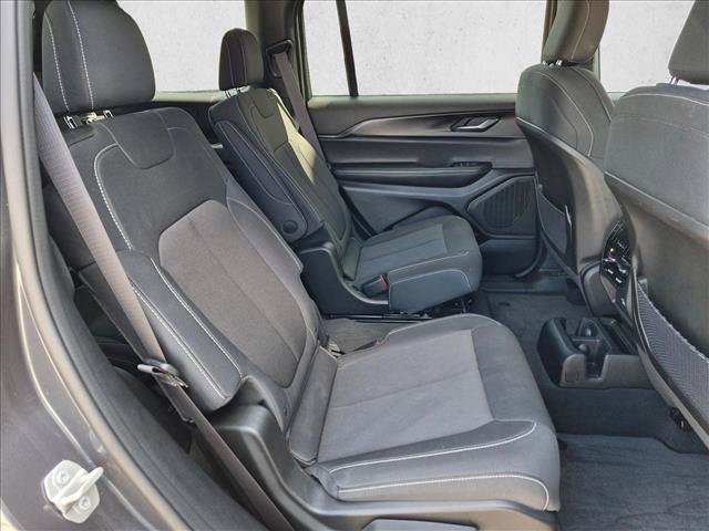 Used 2024 Jeep Grand Cherokee L Laredo AWD/4WD image 20