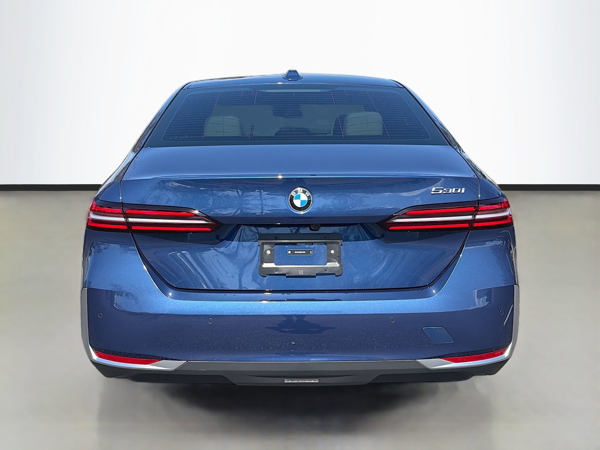 Used 2025 BMW 530i 530i w/ M Sport Package image 5