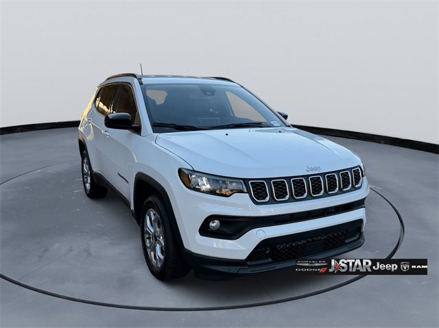New 2026 Jeep Compass Latitude image 3