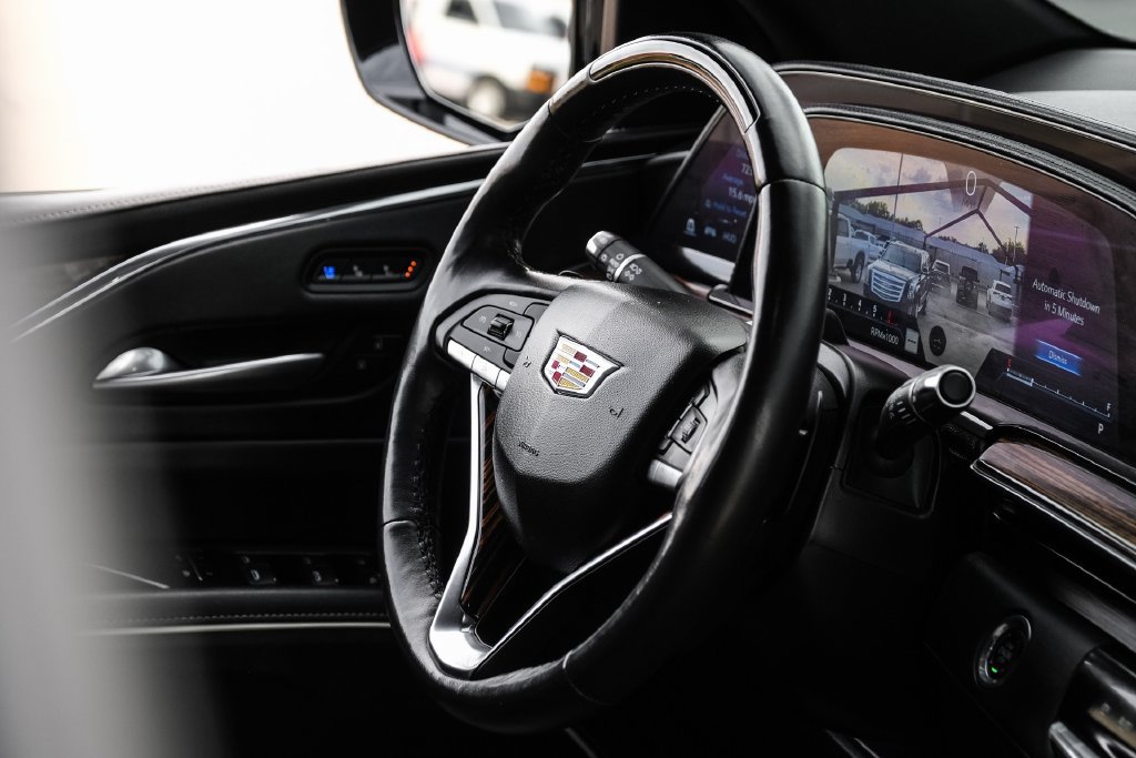 Used 2023 Cadillac Escalade ESV Premium Luxury RWD image 12