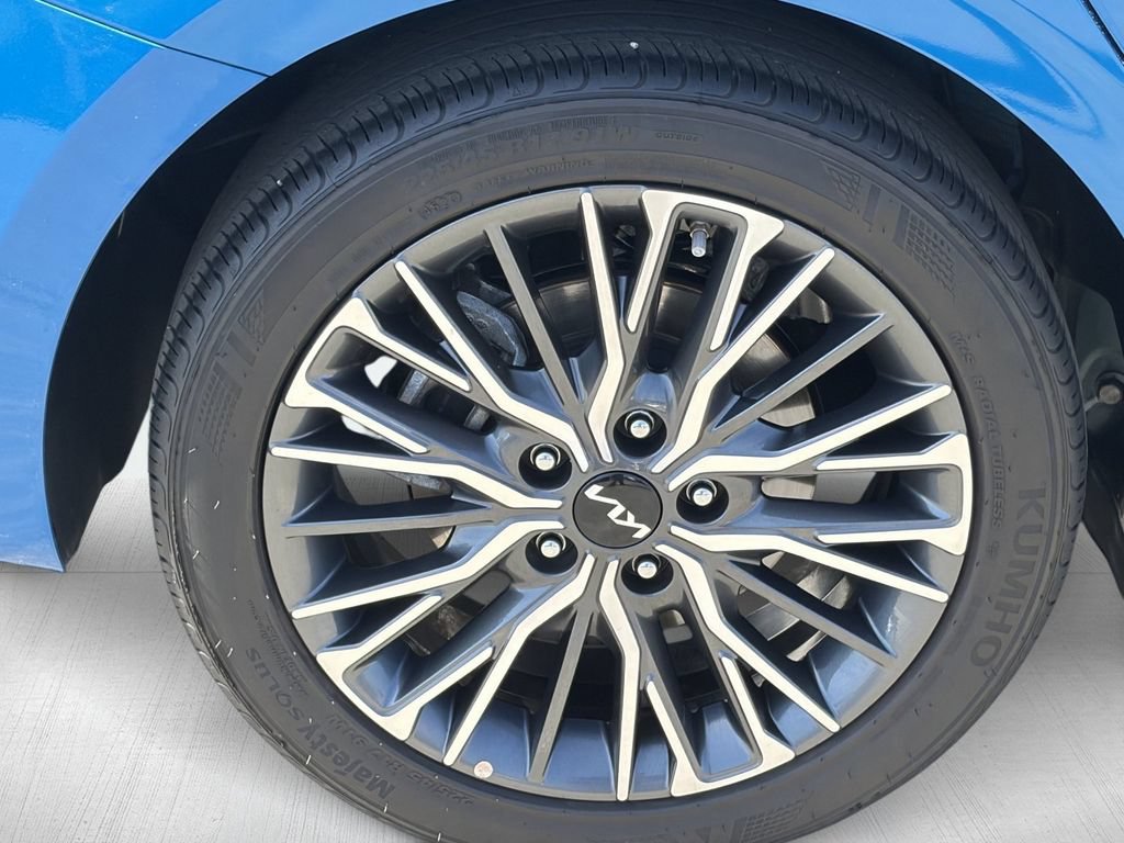Used 2024 Kia Forte GT-Line FWD image 14