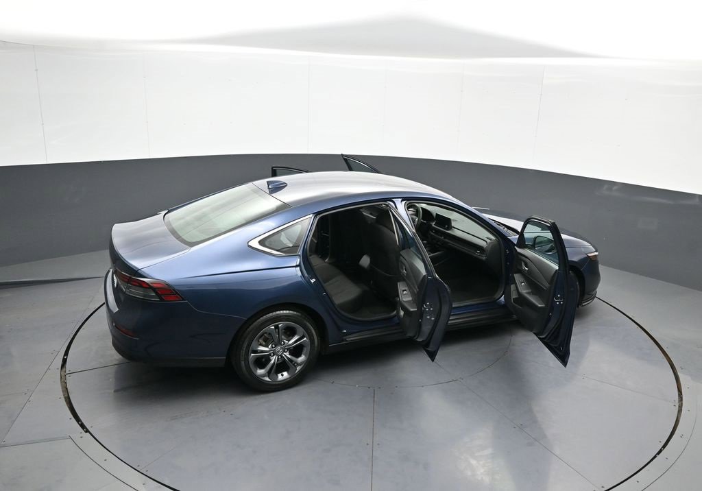 Certified 2023 Honda Accord EX image 45