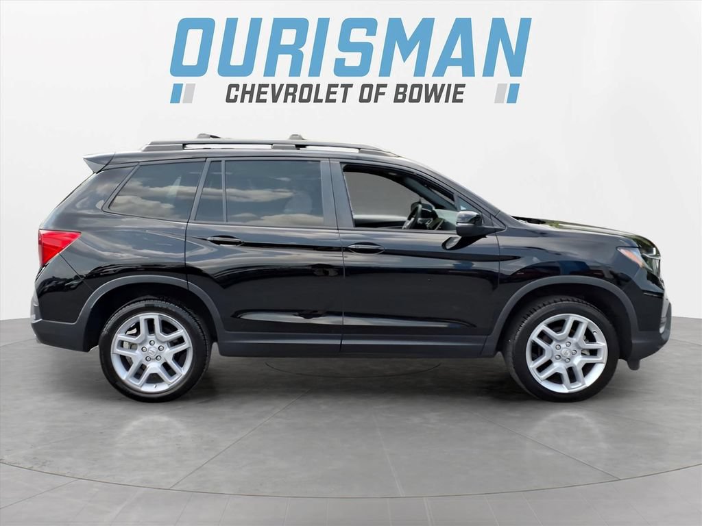 Used 2024 Honda Passport EX-L image 2