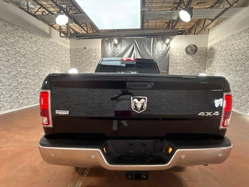 Used 2017 RAM 3500 Laramie w/ Convenience Group AWD/4WD image 6