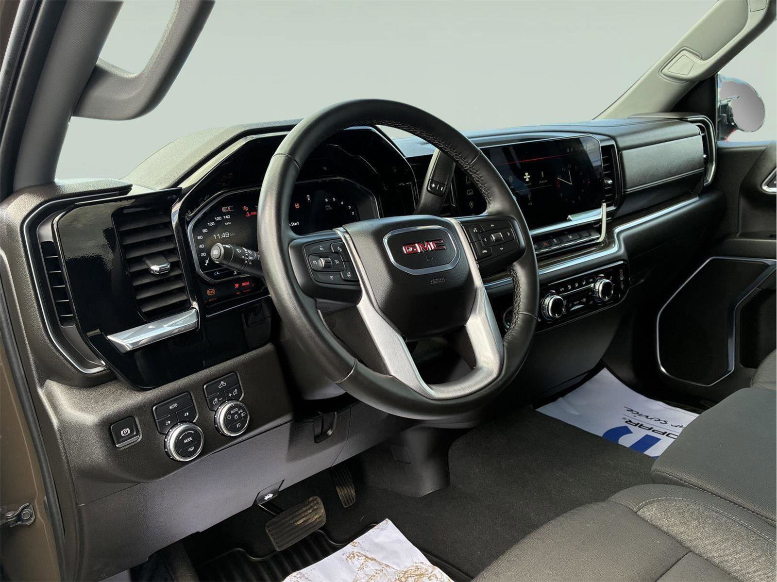 Used 2024 GMC Sierra 1500 Elevation AWD/4WD image 13