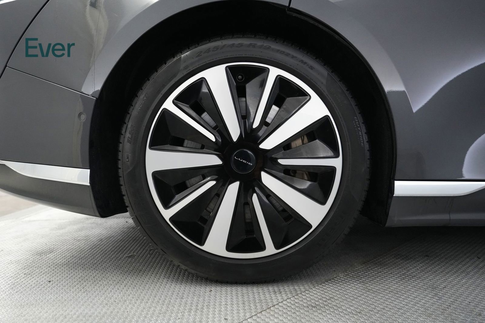 Used 2022 Lucid Air Grand Touring AWD/4WD image 19