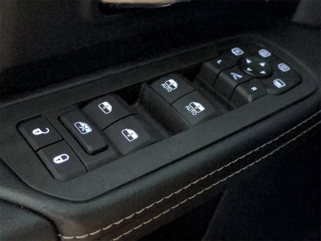 New 2025 RAM 2500 Big Horn image 24