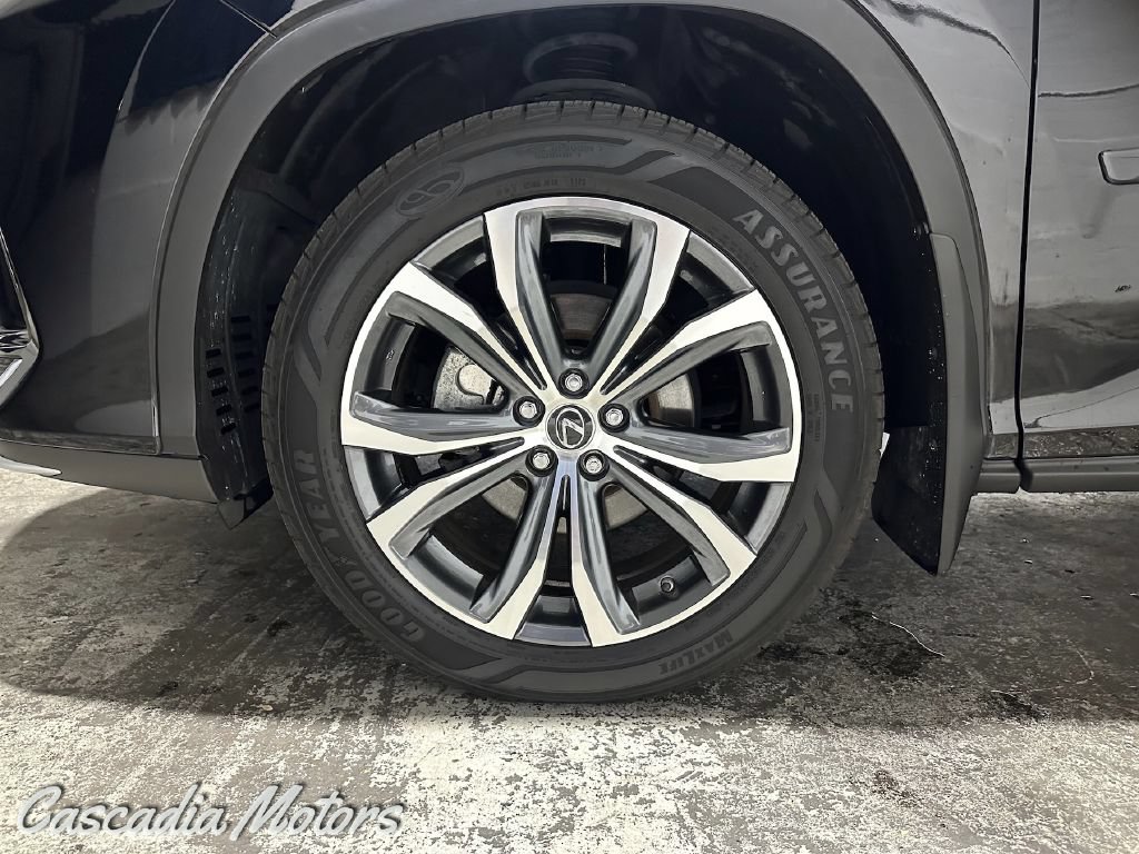 Used 2020 Lexus RX 450hL AWD w/ Premium Package image 32