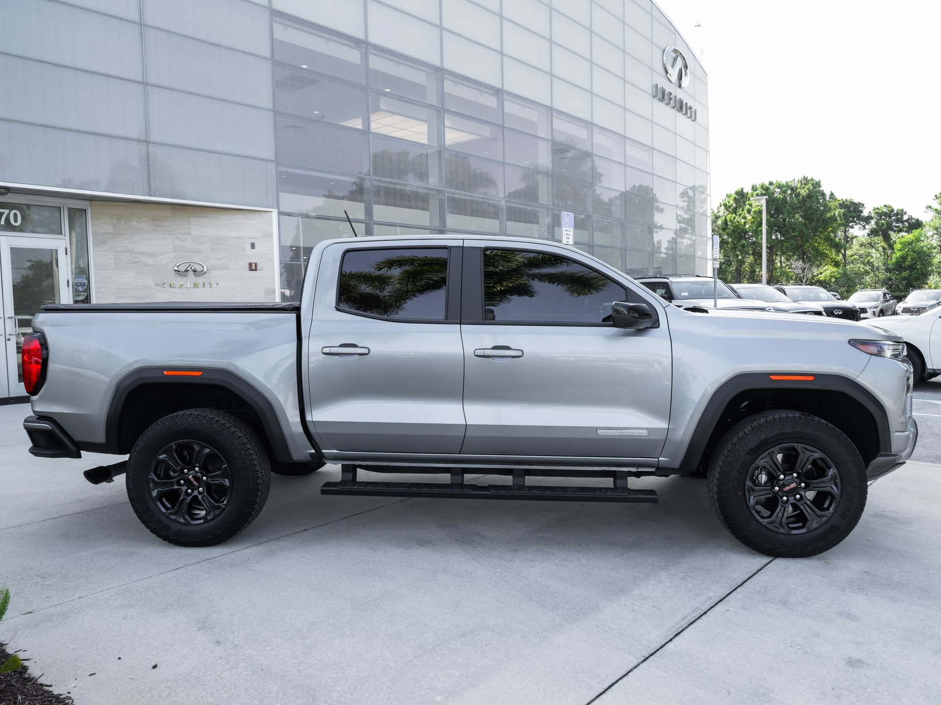 Used 2025 GMC Canyon Elevation w/ Convenience Package RWD image 27