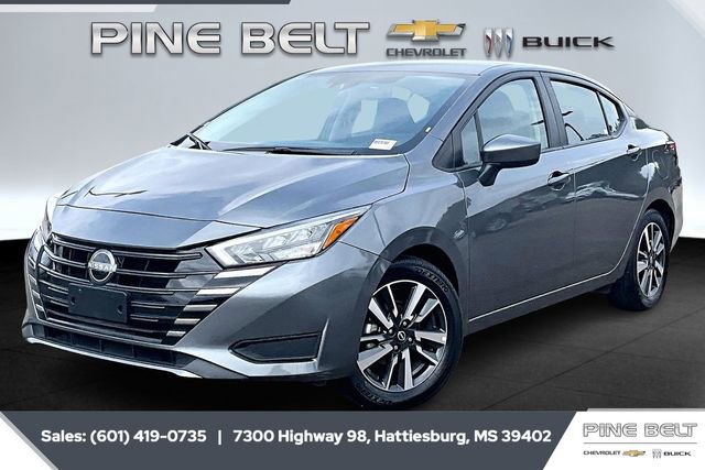 Used 2025 Nissan Versa SV image 10