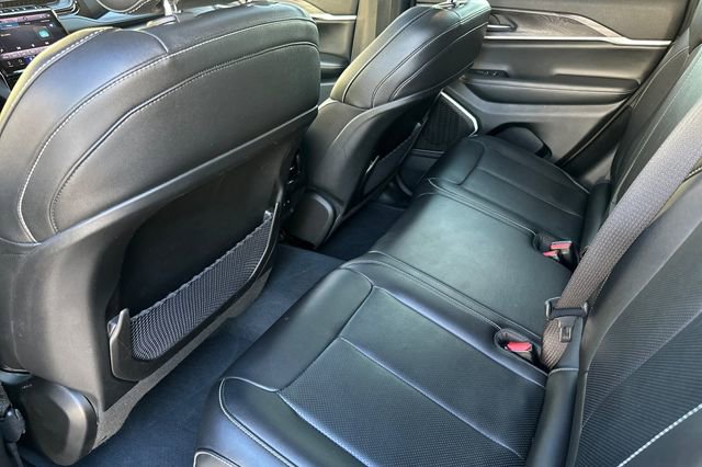 Certified 2022 Jeep Grand Cherokee Limited 4xe w/ Luxury Tech Group II image 12