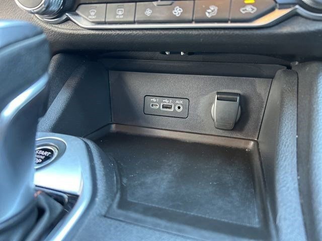 Used 2023 Nissan Sentra SR w/ Midnight Edition Package image 24