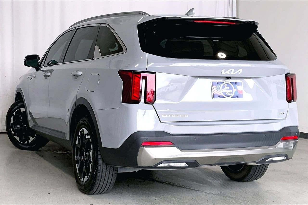 Used 2024 Kia Sorento S w/ Panoramic Sunroof Package AWD/4WD image 10