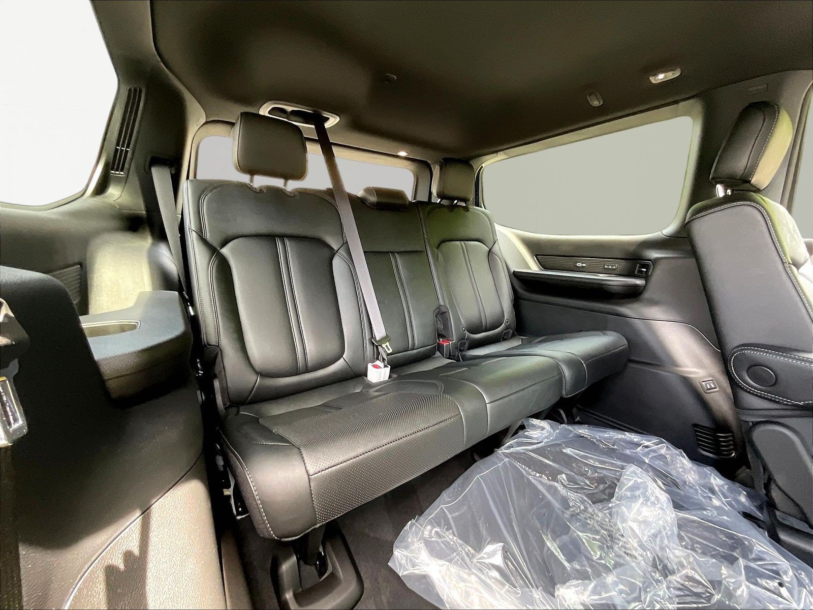 New 2026 Jeep Grand Wagoneer Limited AWD/4WD image 21